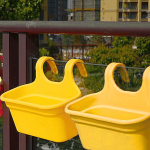 Jardinera de Balcón Huertos Alma Amarilla