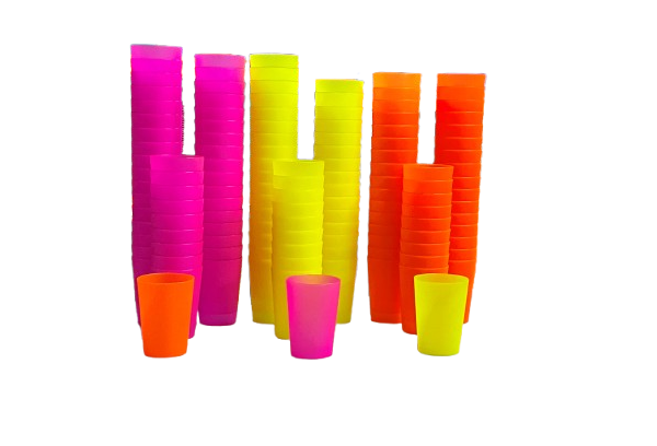 🥤 Vasos Plásticos de Colores – Prácticos, resistentes y llenos de alegría